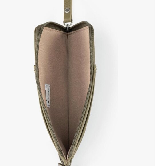 NWT The Sak Women's Iris Slotted Card Wallet Loden Olive Green - Picture 2 of 3